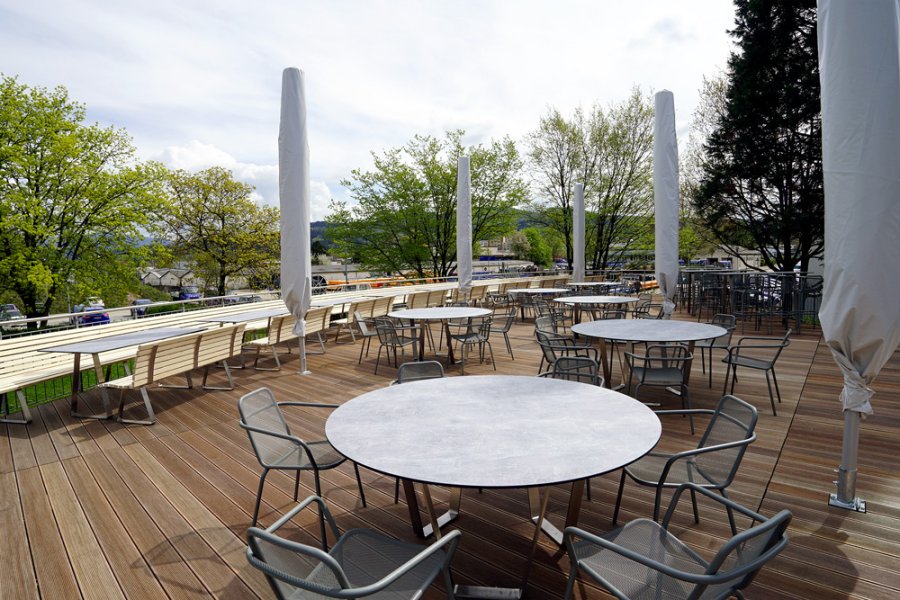 Runde Terrassentische Platte aus Kompaktplatte Steinoptik