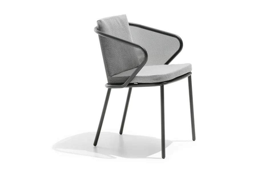 Condor Armchair  incl. Sitz-u. Rückenkissen Todus