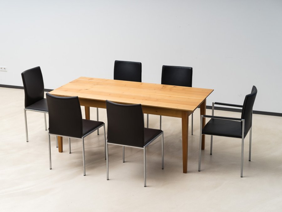 Tisch Classic mit 6 Stühlen von KFF