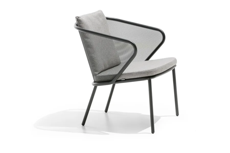 Condor Low Armchair  incl. Sitz-u. Rückenkissen Todus